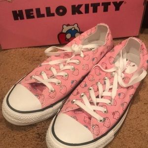 New Pink Hello Kitty Converse